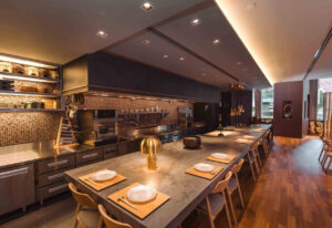 Hachi Restaurant